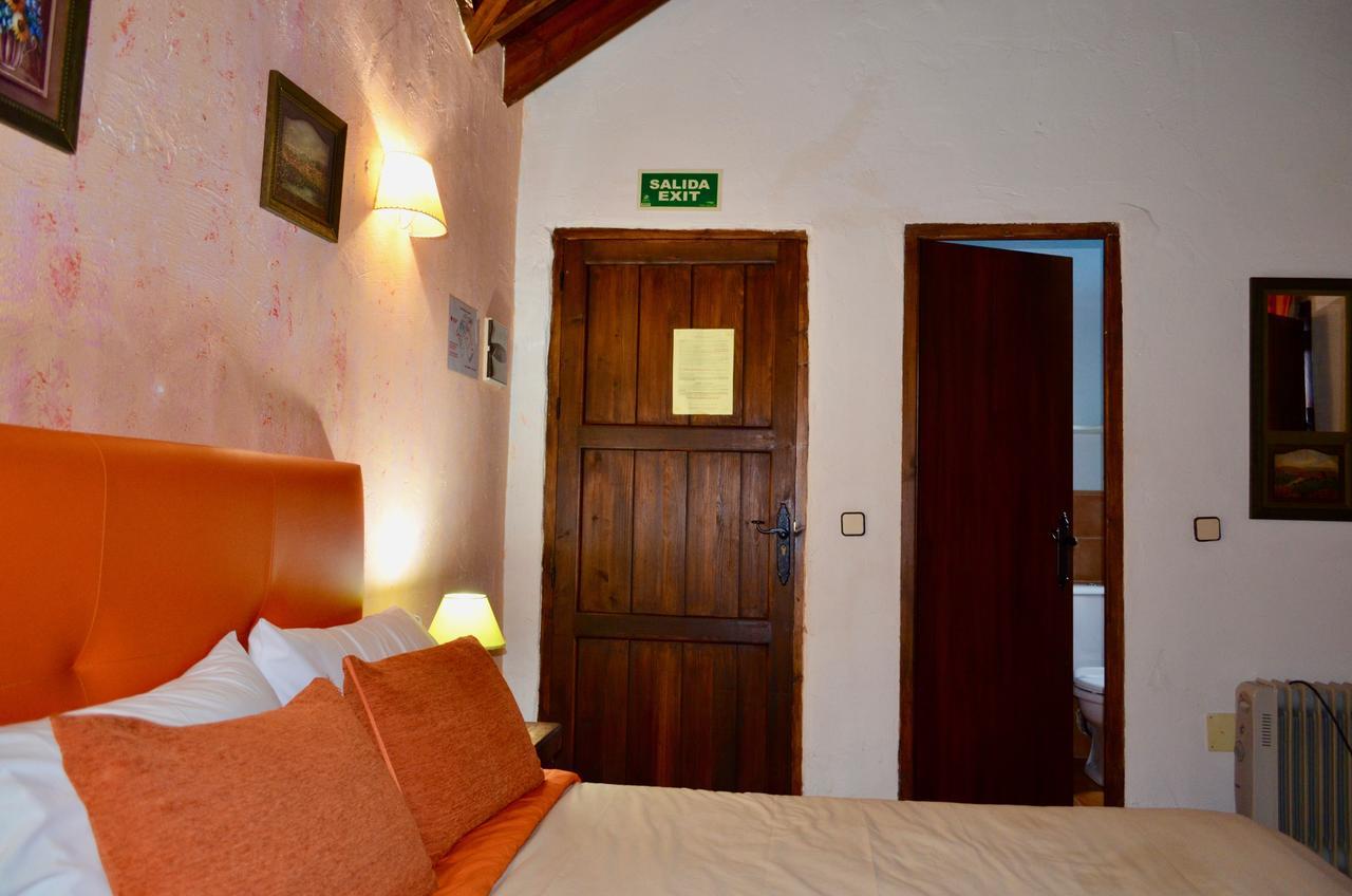 Hotel Restaurante Bandolero Júzcar Eksteriør billede